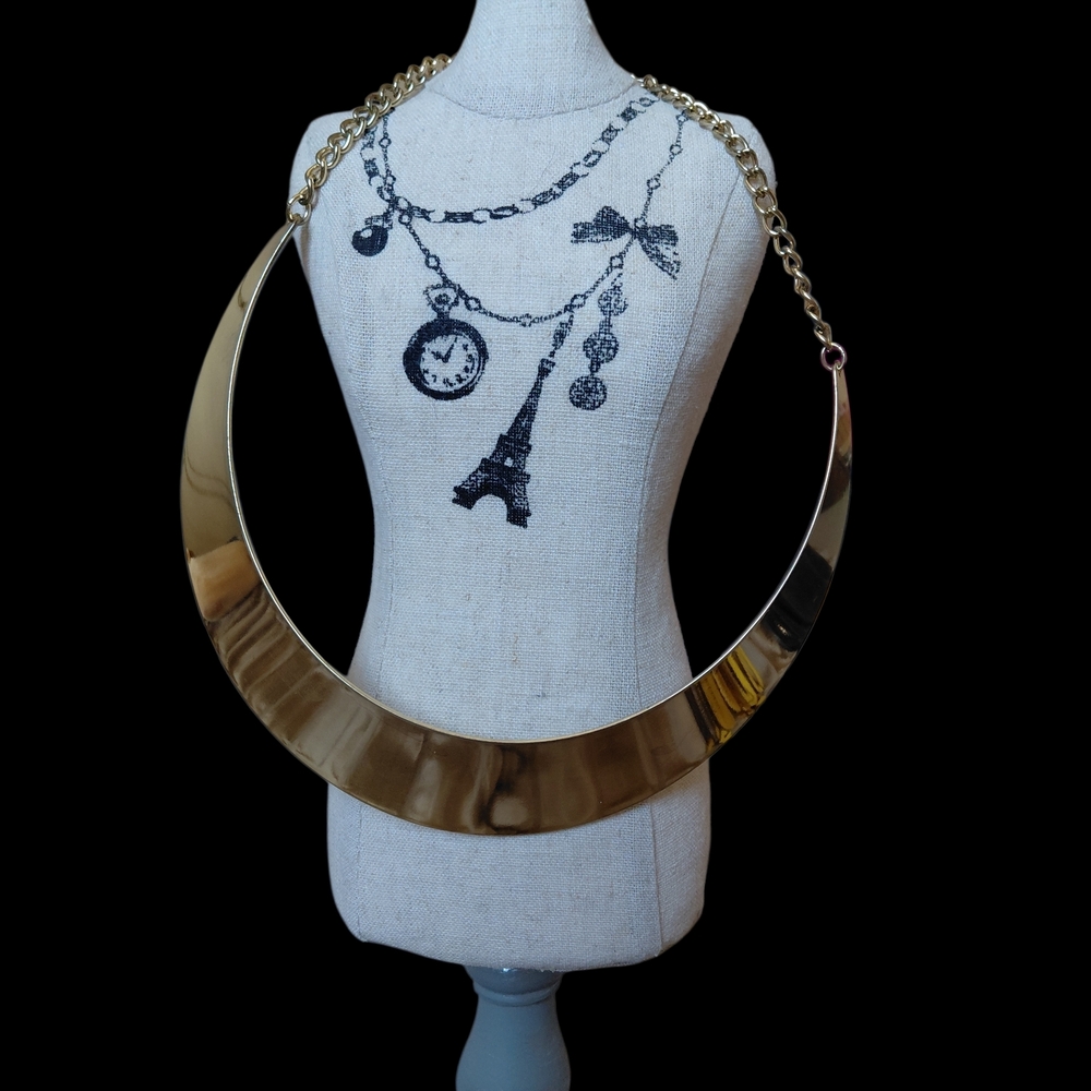 Express Gold Statement Necklace - image 2